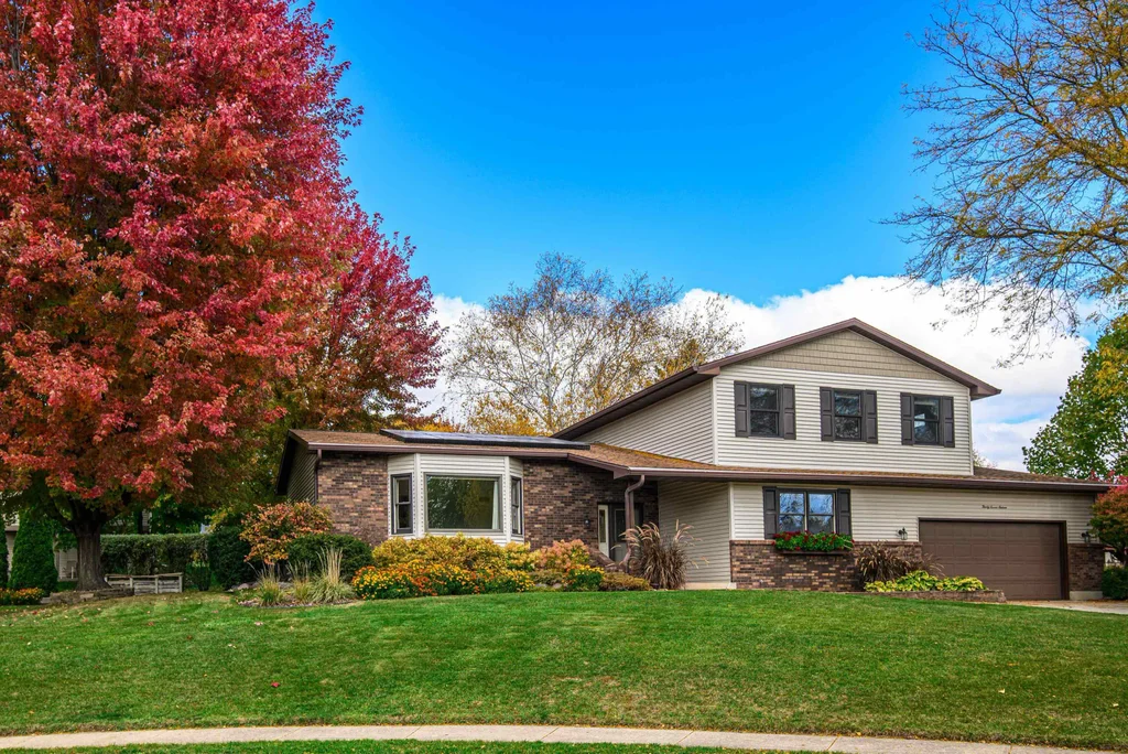 3716 Lexington Circle, Middleton