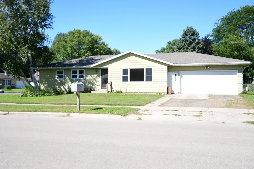 315 N Perry Parkway, Oregon