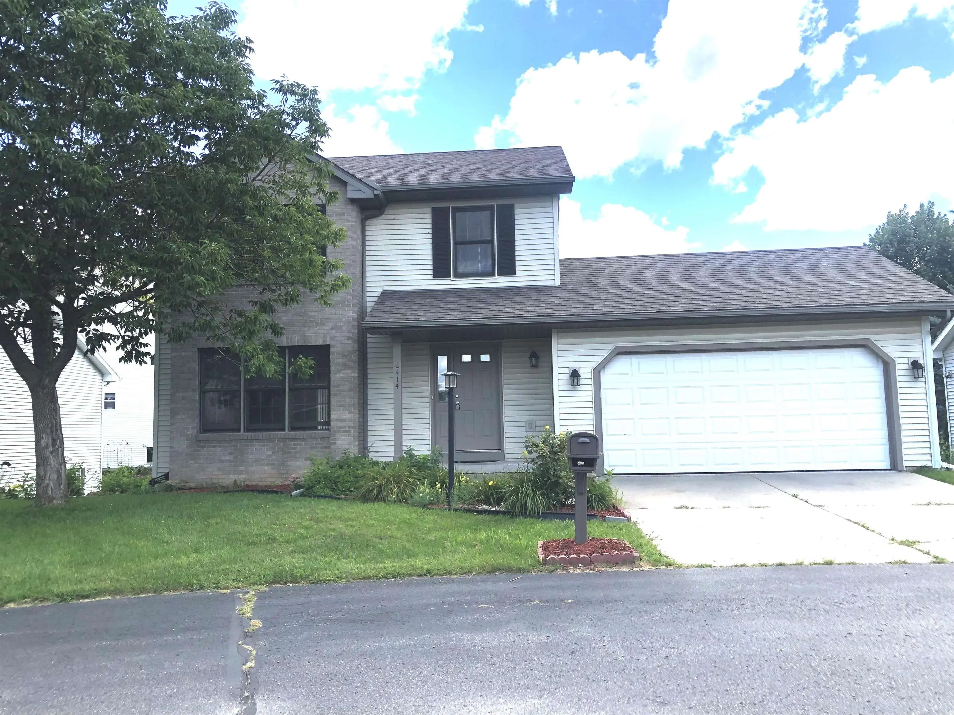 Photo of Listing #2007432