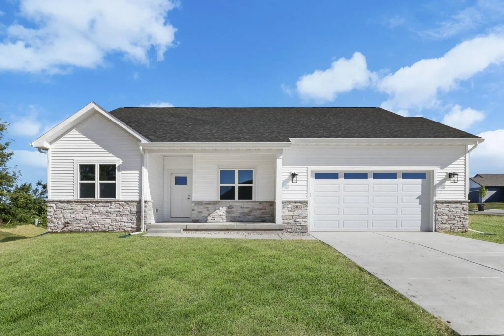 #70 - 2400 Korgen Drive, Stoughton