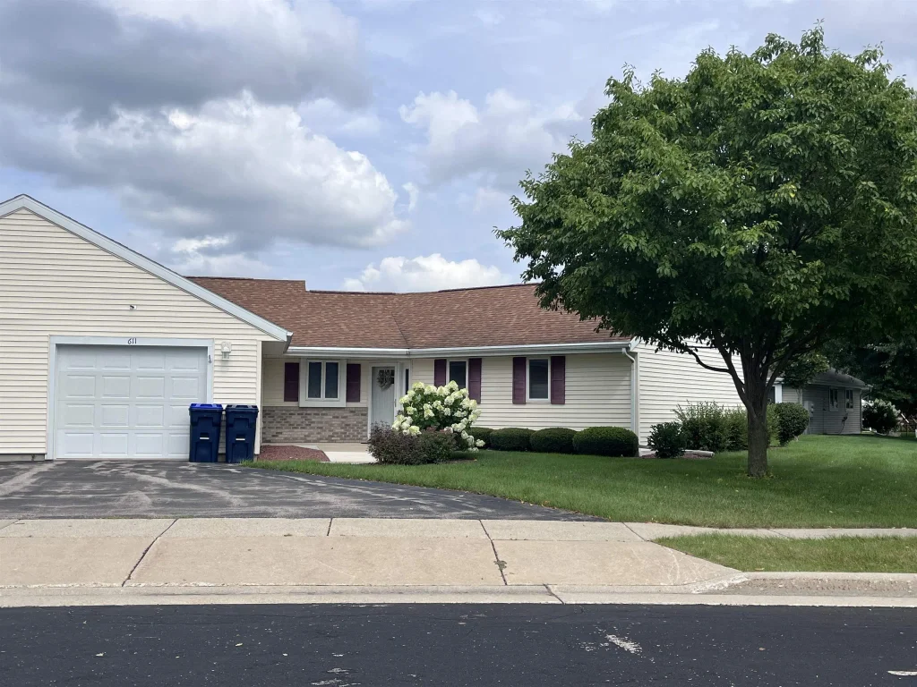 611 Rosewood Avenue, Marshall