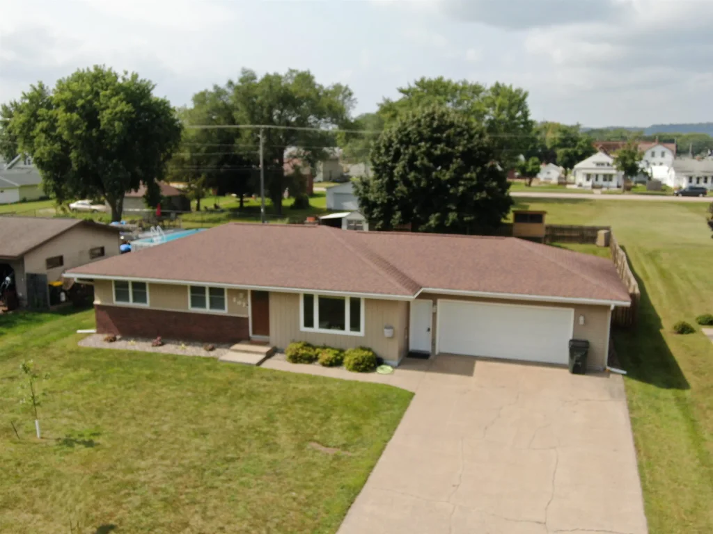 207 N Dousman Street, Prairie Du Chien
