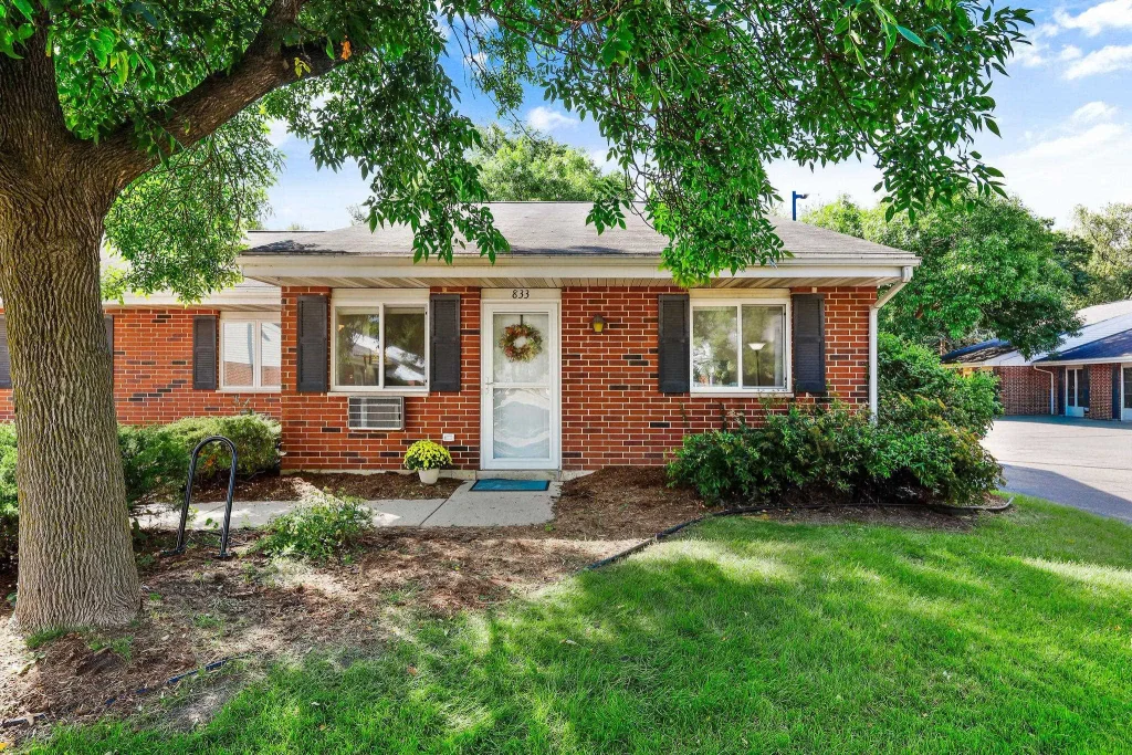 833 Kottke Drive, Madison