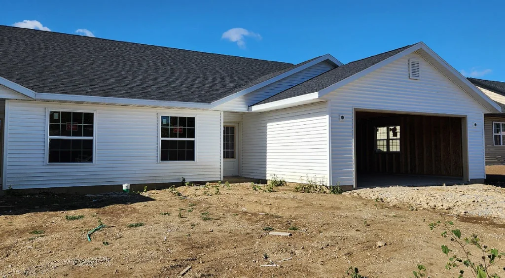 216 Betzer Road, Delavan