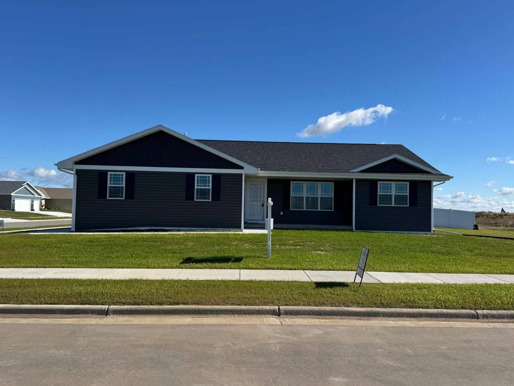 1104 Hilltop Drive, Milton