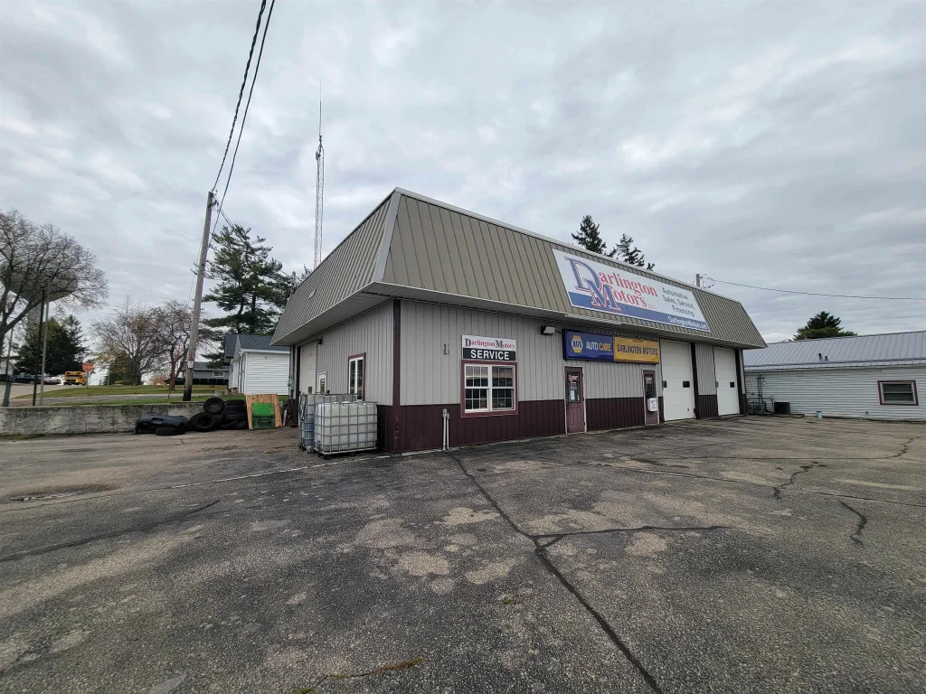 11738 Sth 23, Darlington