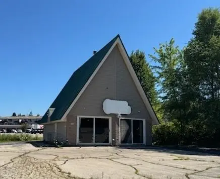 2563 Main Street, Cross Plains