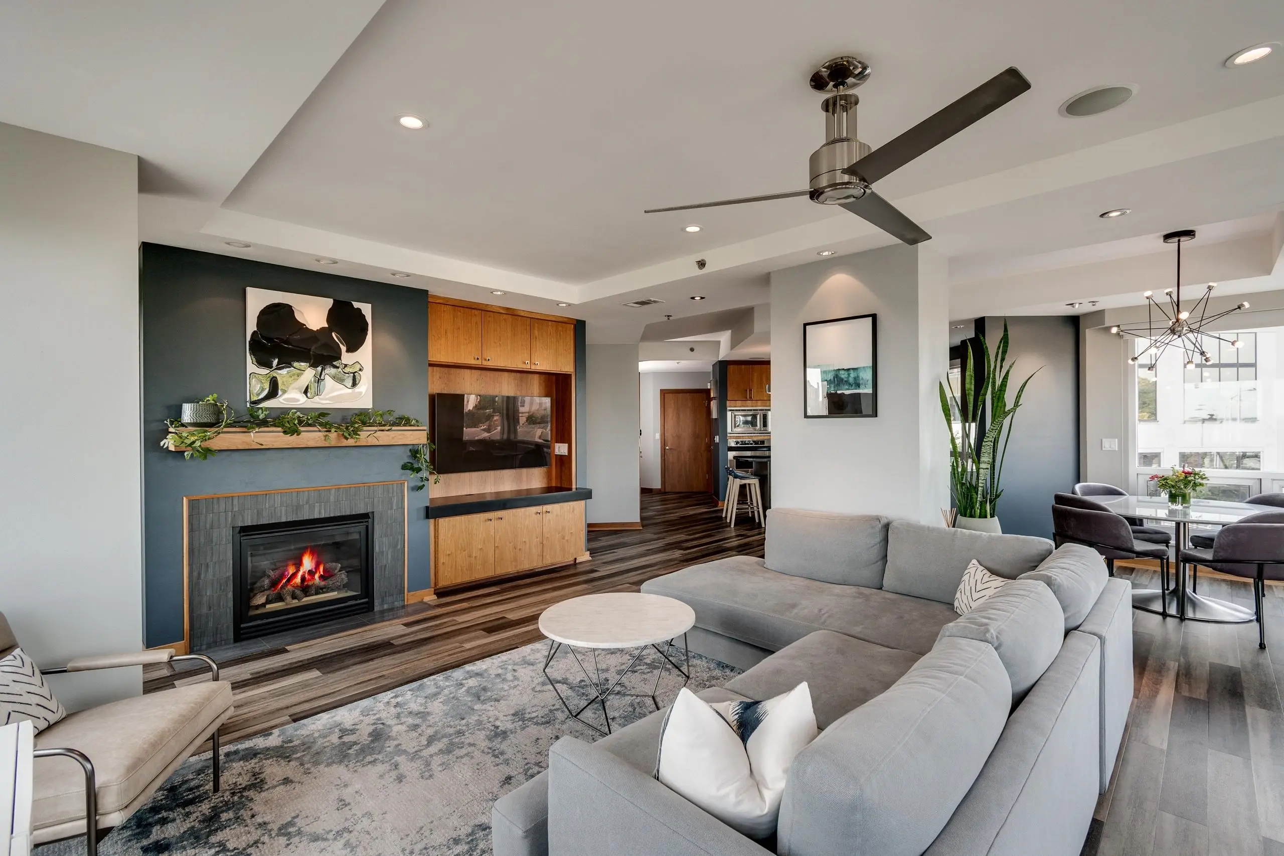 Photo of Listing #2008416