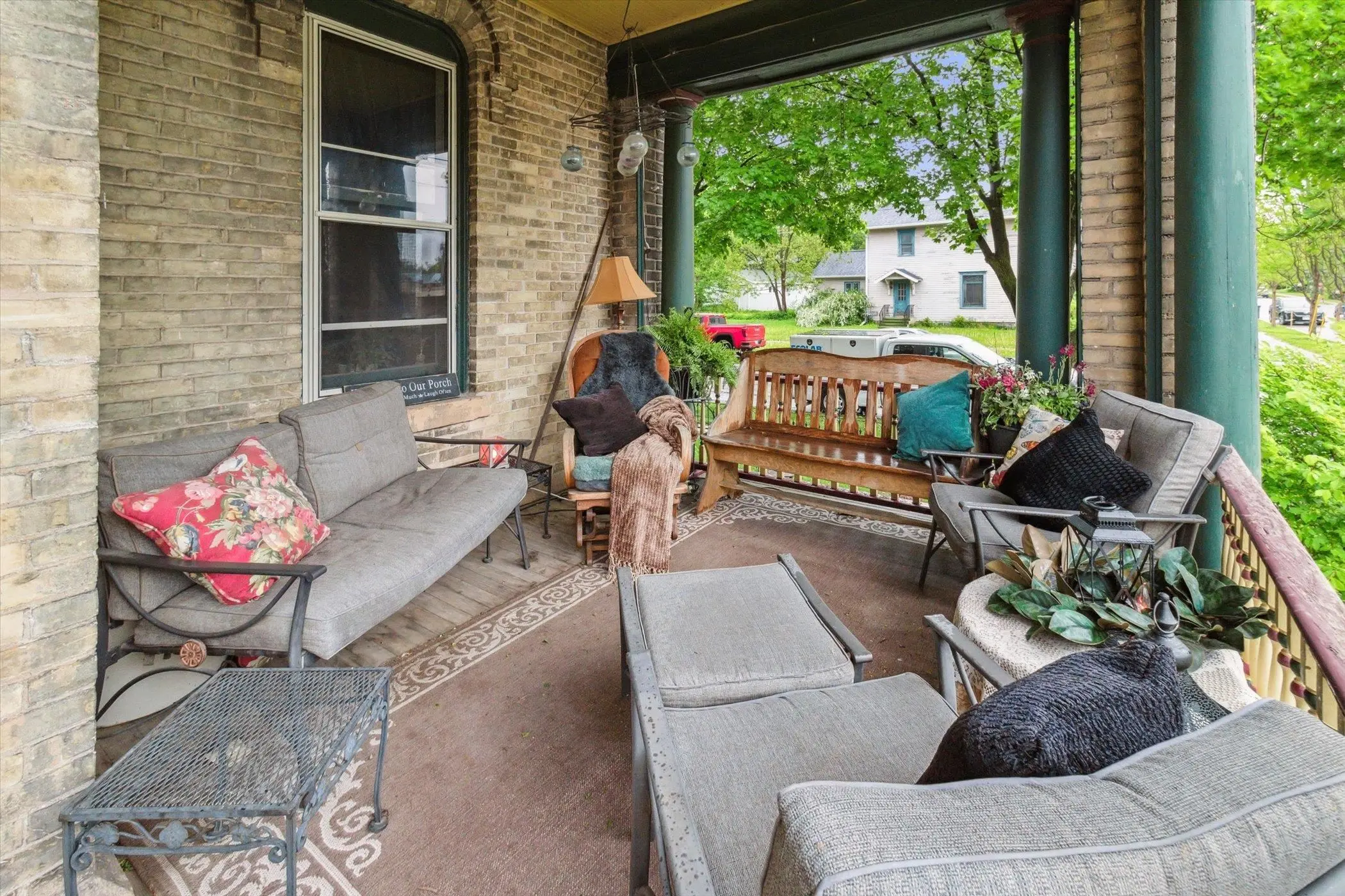 Photo of Listing #2008459