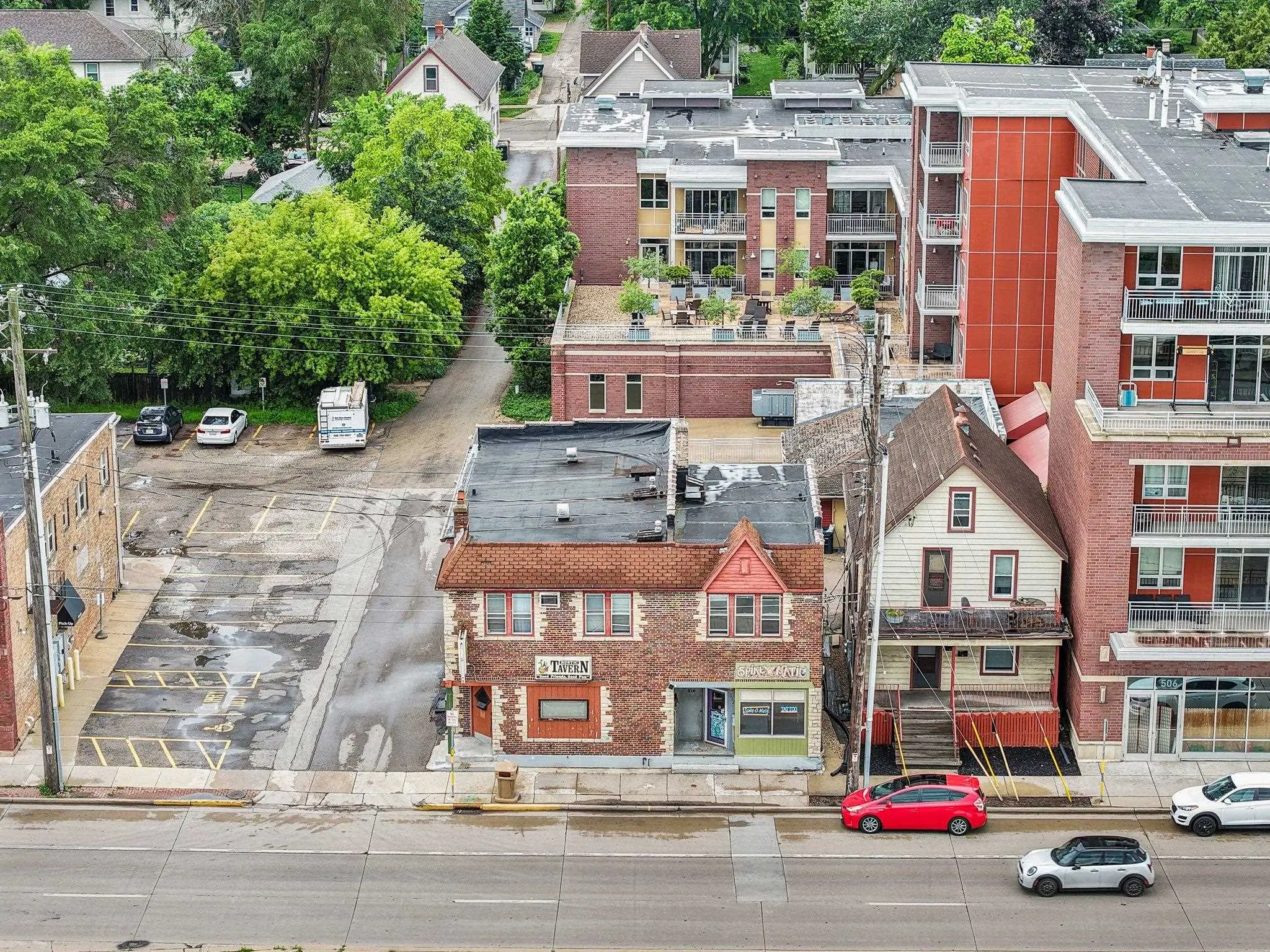 Photo of Listing #2008494