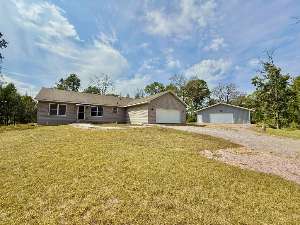 1337 Chicago Court, Preston