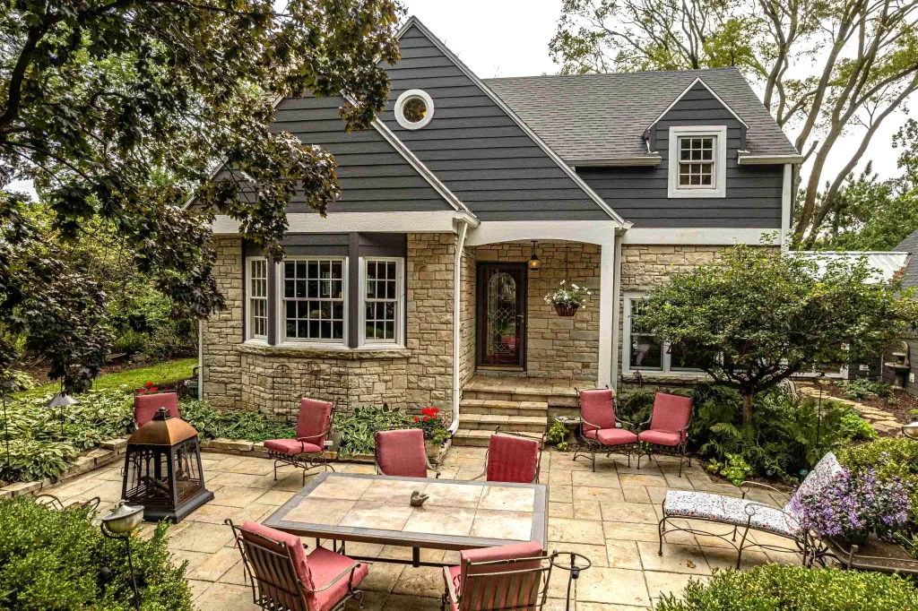 6233 Countryside Lane, Madison