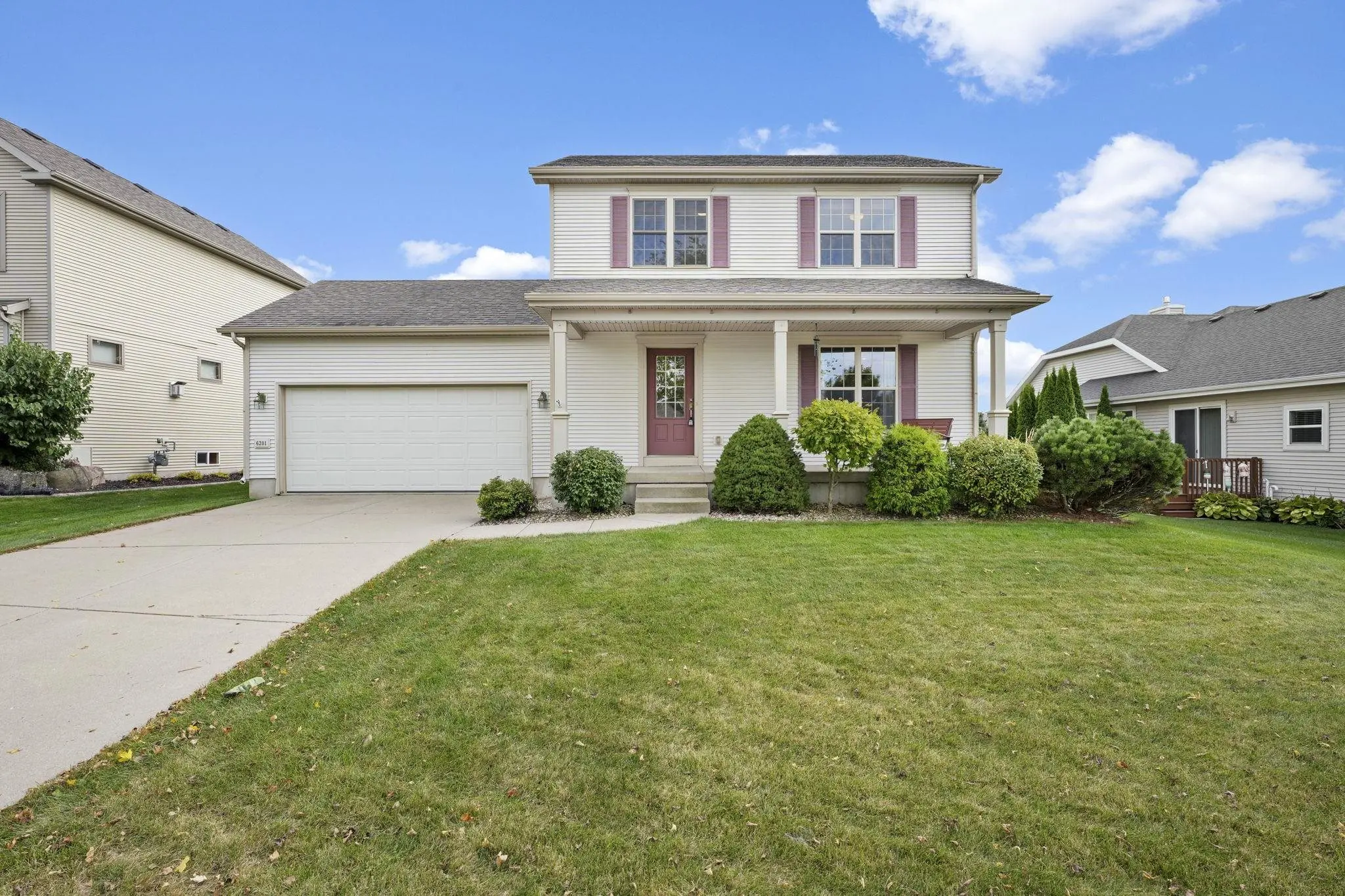 Photo of Listing #2008610