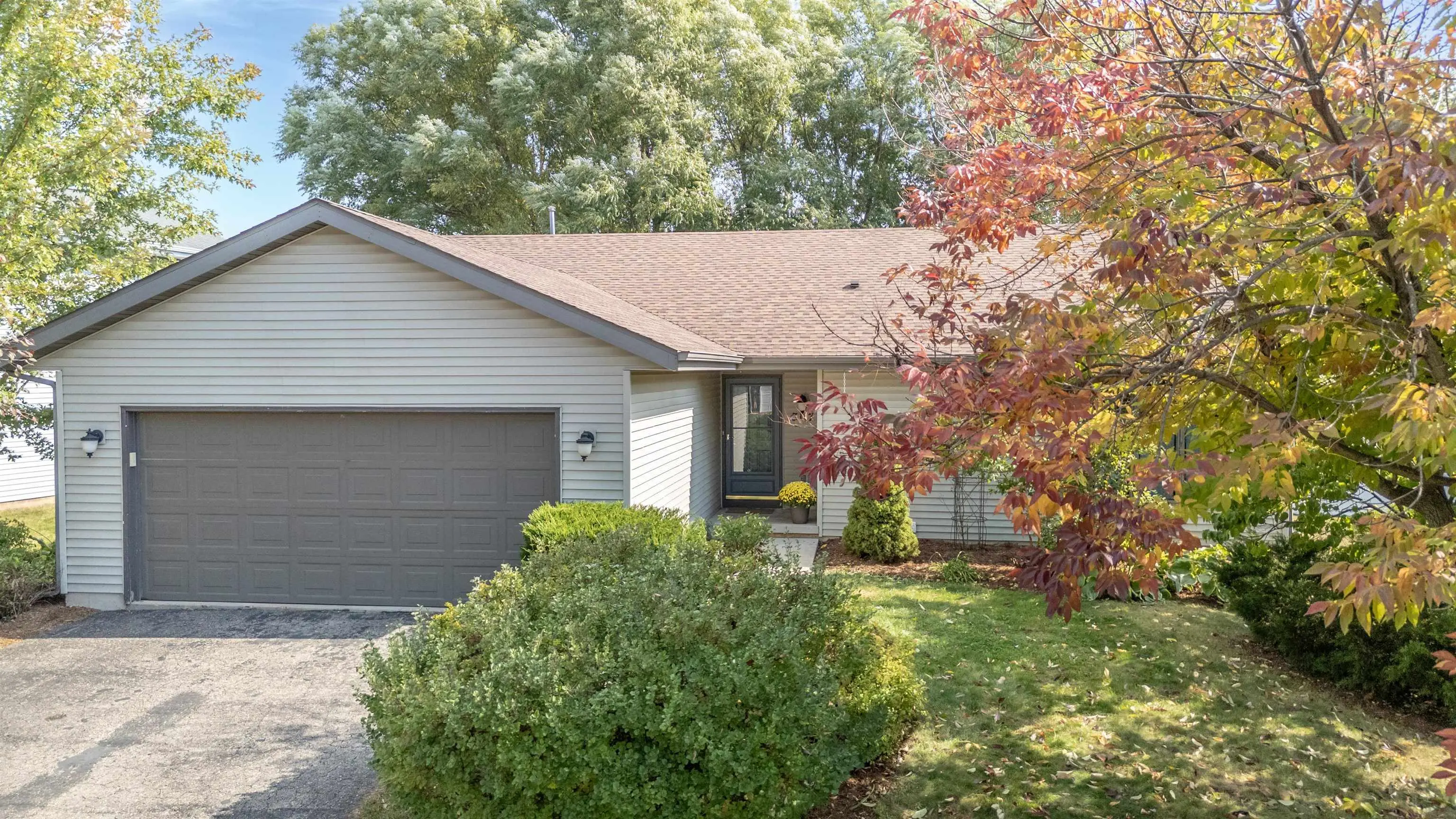 Photo of Listing #2008629