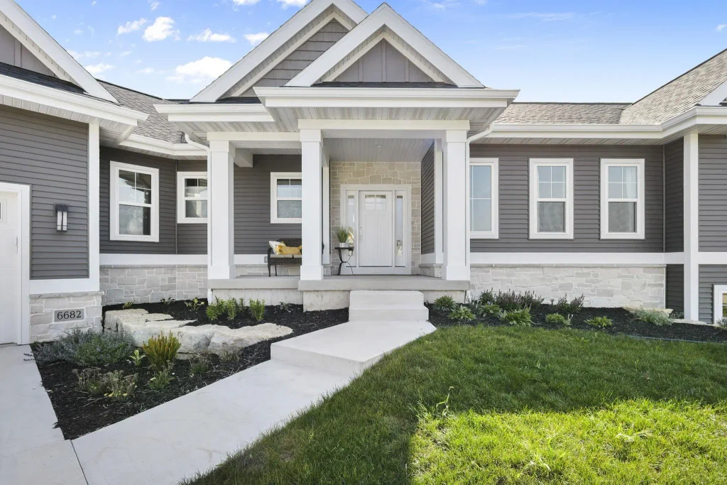 6682 Morning Dew Lane, Windsor