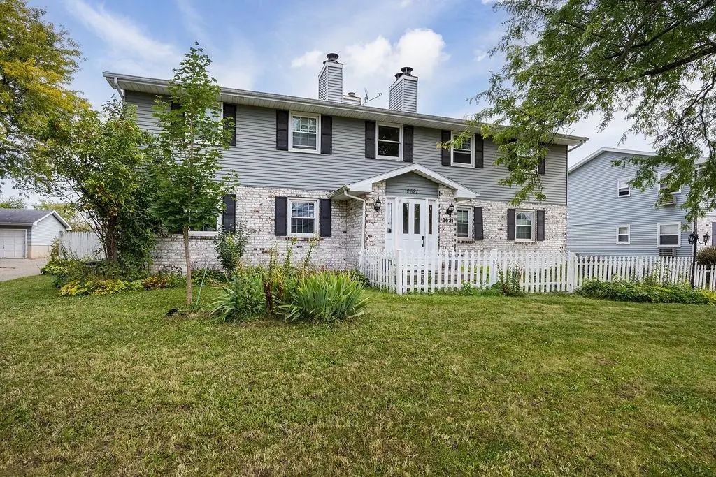 Photo of Listing #2008972