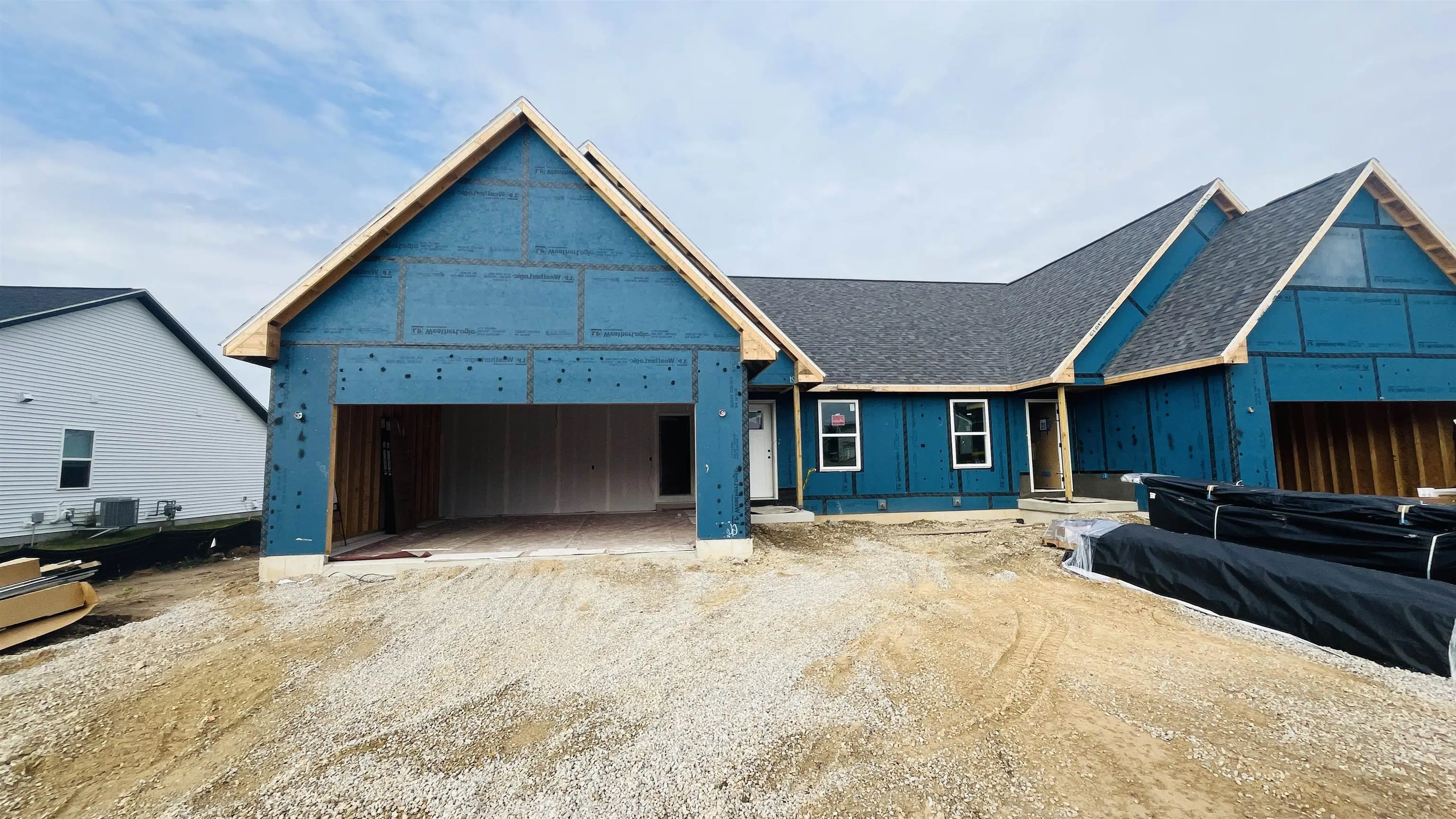 Photo of Listing #2009081