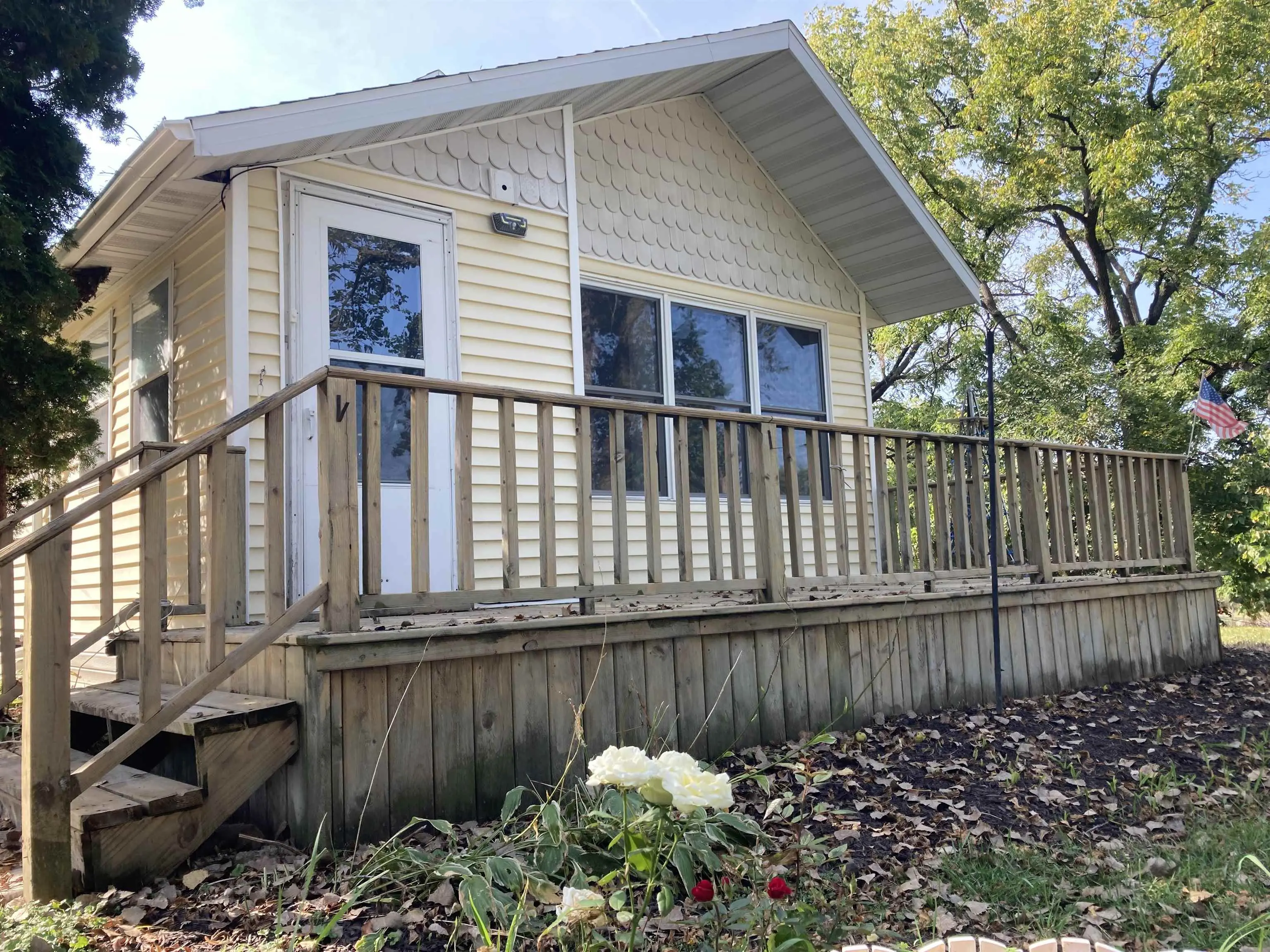 Photo of Listing #2009089