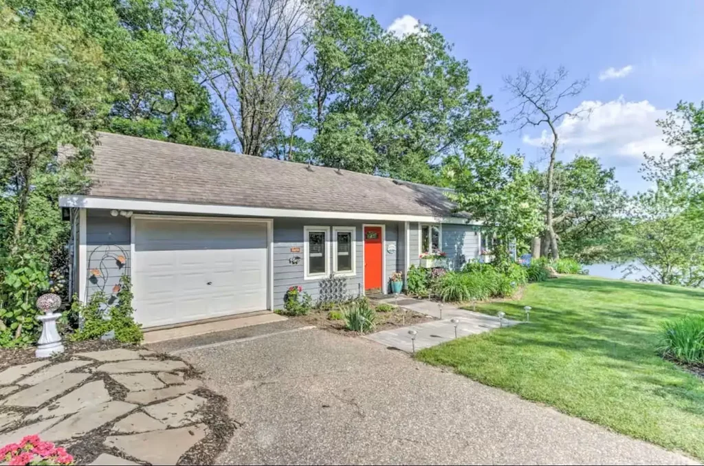 1176 Dakota Court, Adams