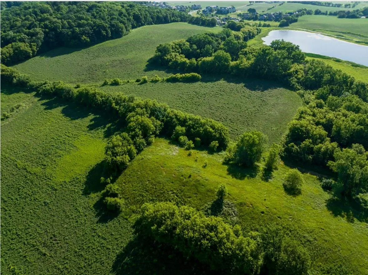 Photo of Listing #2009257