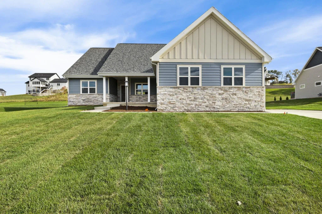 667 Cypress Way, Oregon