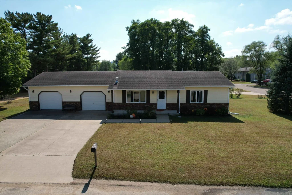 325 W Pine Street, Muscoda