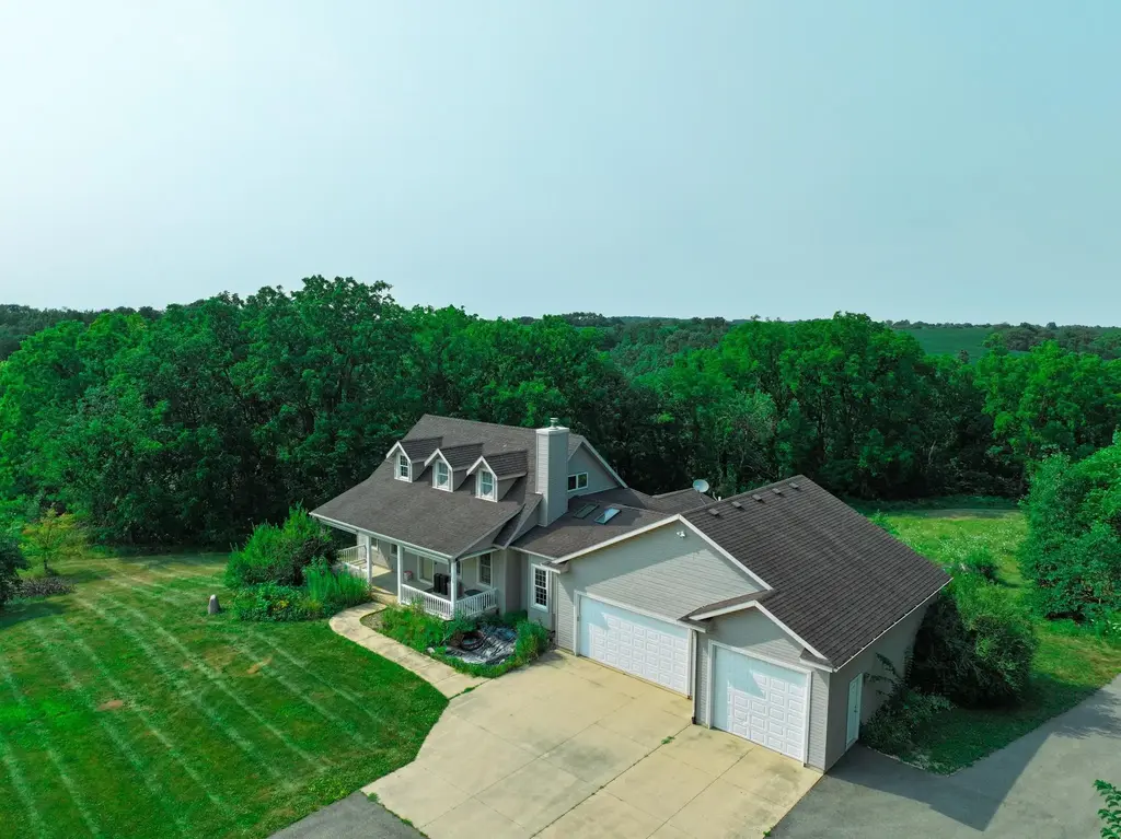 3428 Bluto Boulevard, Vermont