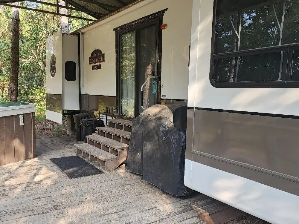 996 Blackhawk Court, Big Flats