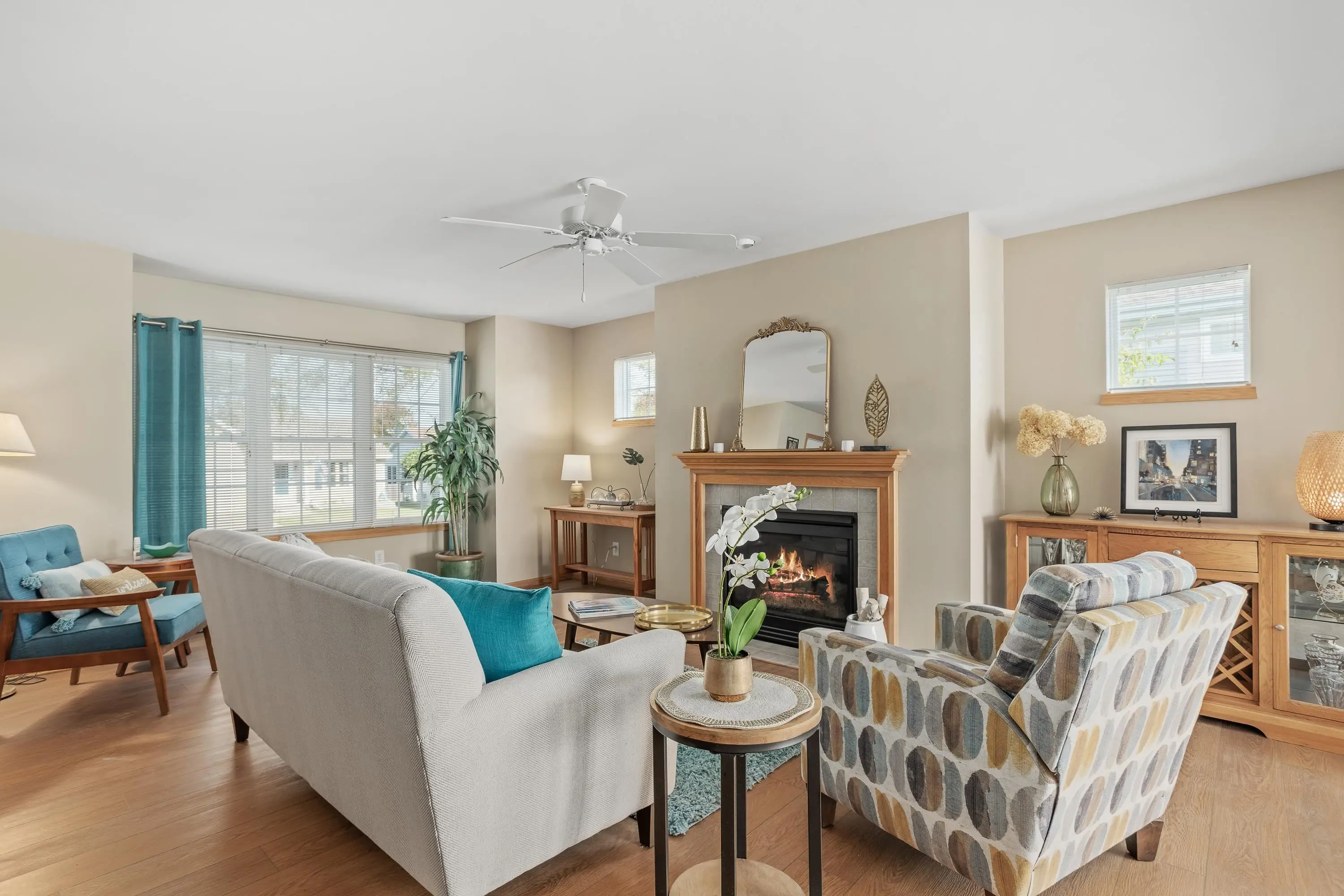 Photo of Listing #2009459