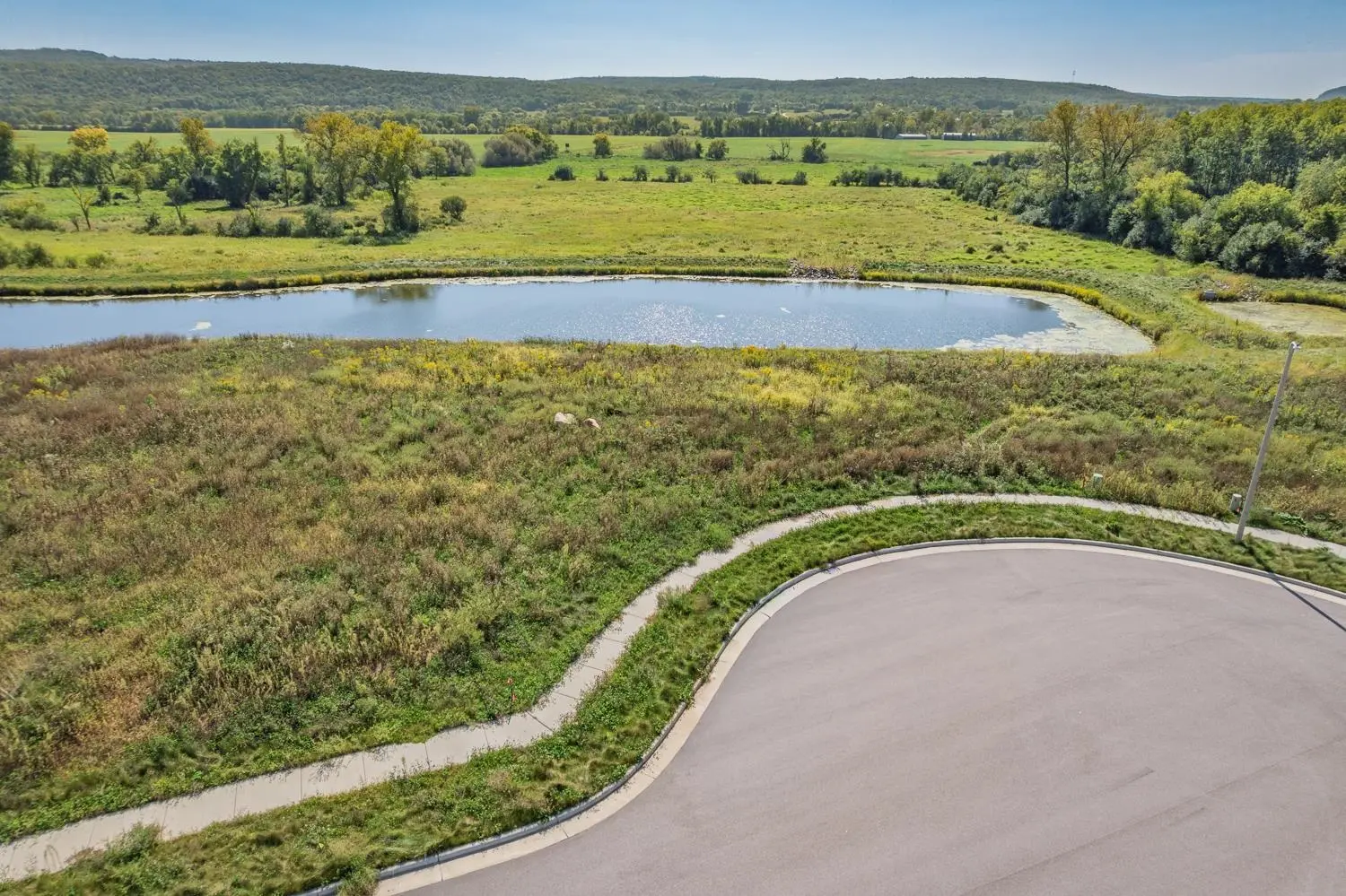 Photo of Listing #2009572