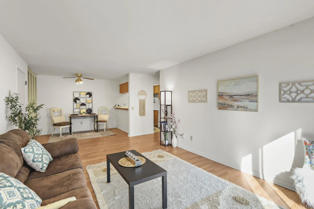 #204 - 4318 Melody Lane, Madison