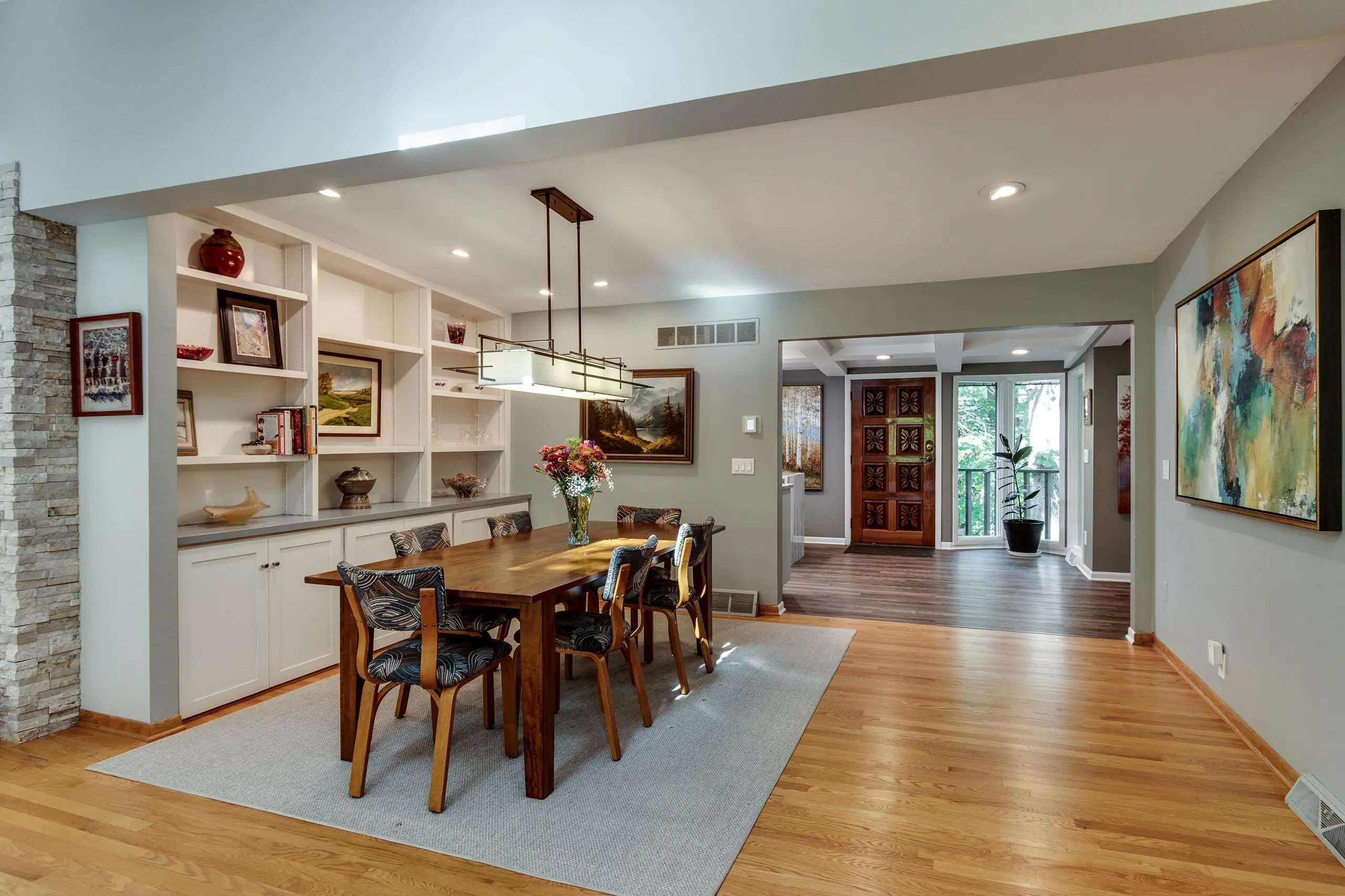 Photo of Listing #2009625