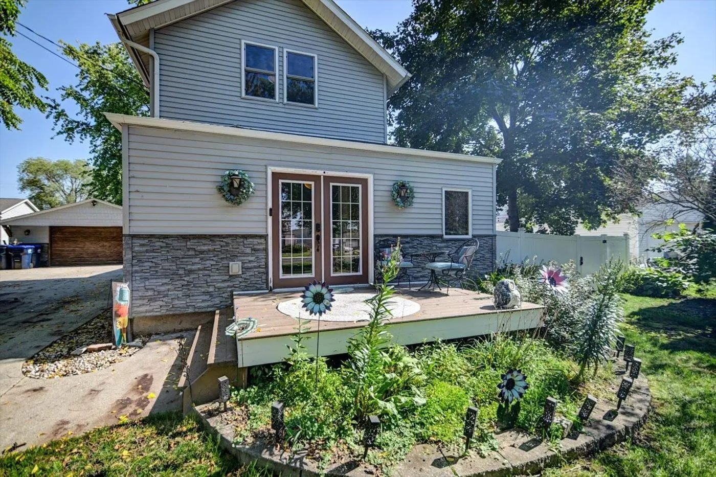 Photo of Listing #2009671