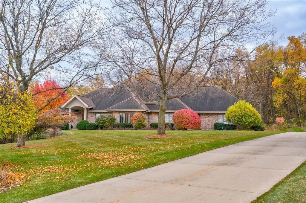 3307 Saracen Way, Middleton