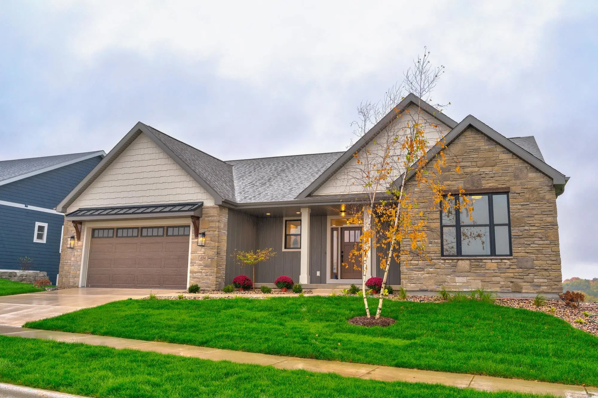 Photo of Listing #2009792