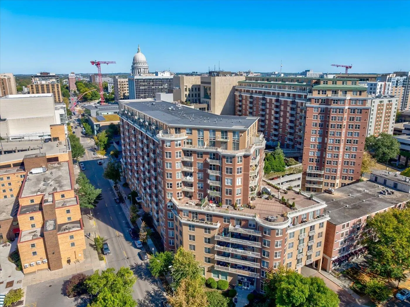 Photo of Listing #2009969