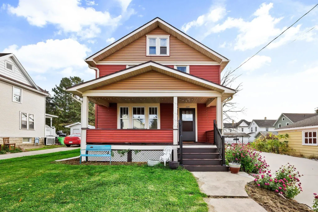 109 La Crosse Street, Beaver Dam