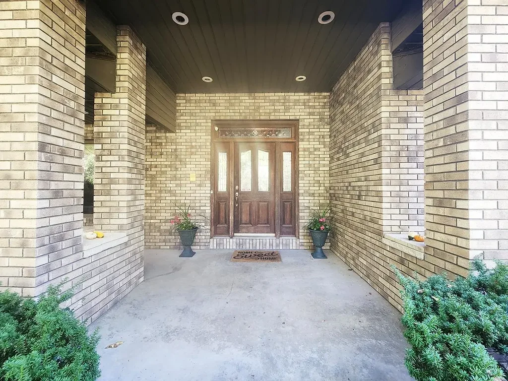 4230 N Juniper Drive, Janesville