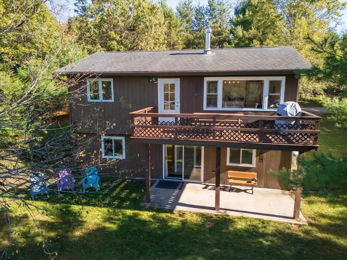 Photo of Listing #2010254