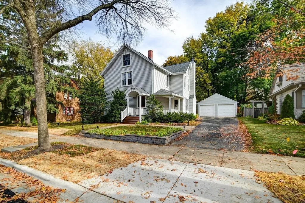 209 N Franklin Avenue, Madison
