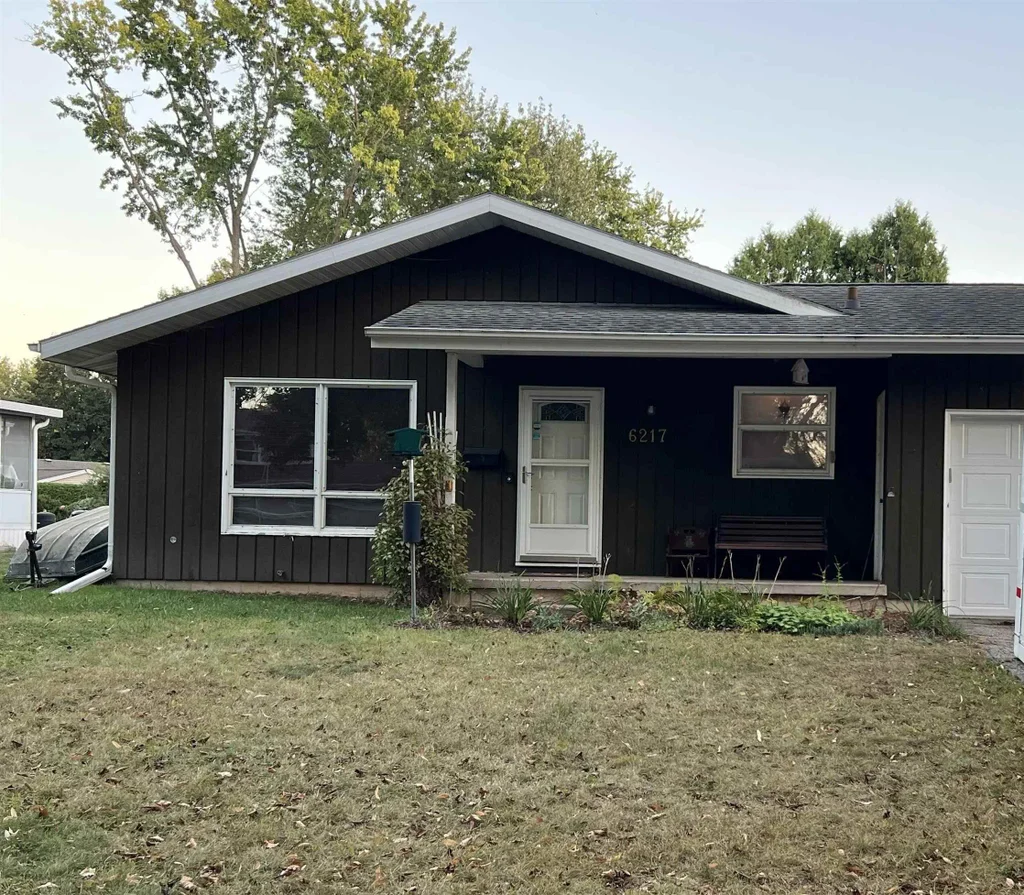 6217 Pioneer Road, Madison