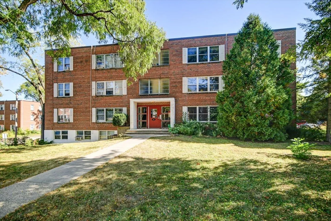 Photo of Listing #2010520