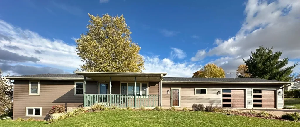 226 Walnut Street, Belmont