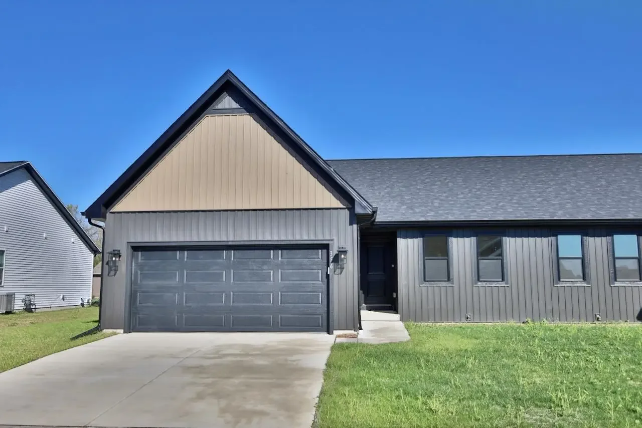 Photo of Listing #2010589