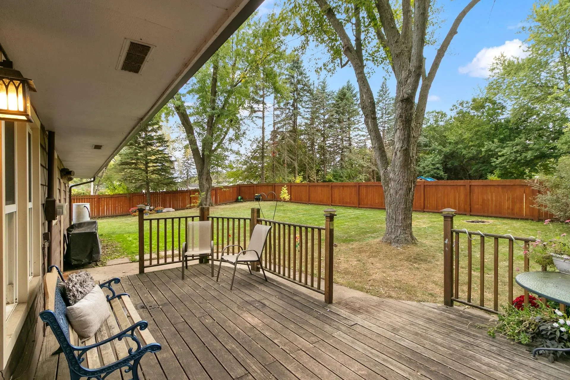 Photo of Listing #2010613