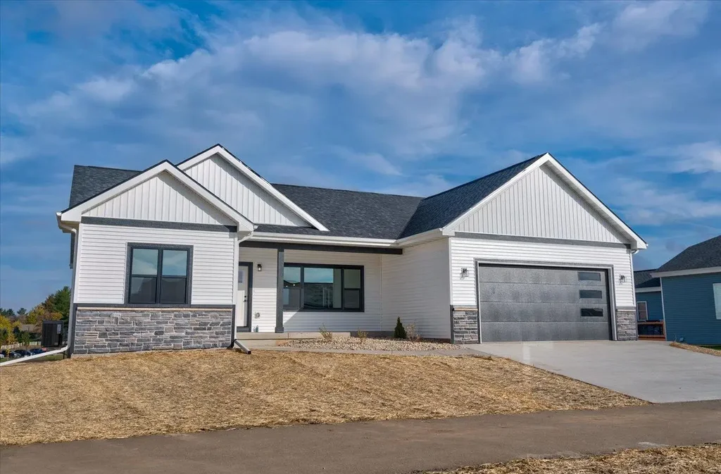 6675 Warner Farm Drive, Windsor