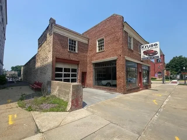 515 Broadway Street, Baraboo