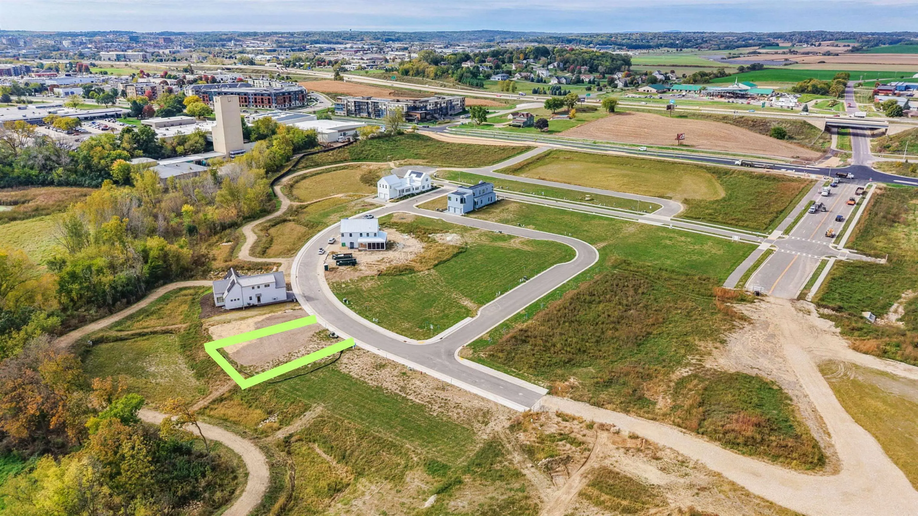 Photo of Listing #2010775