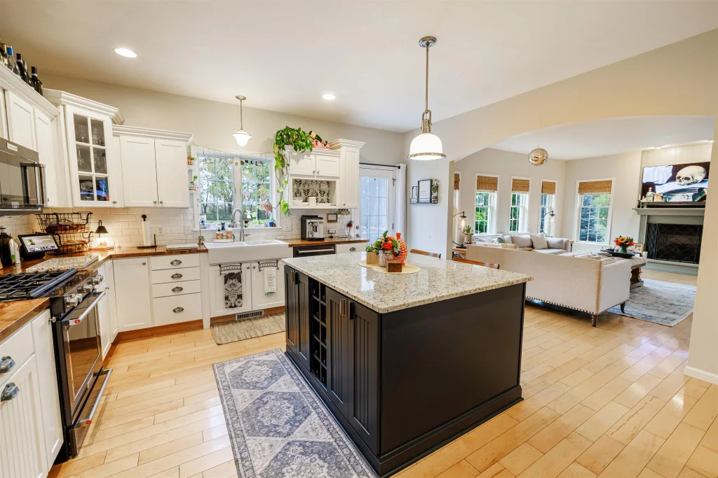 5720 N Mcnichols Drive, Harmony