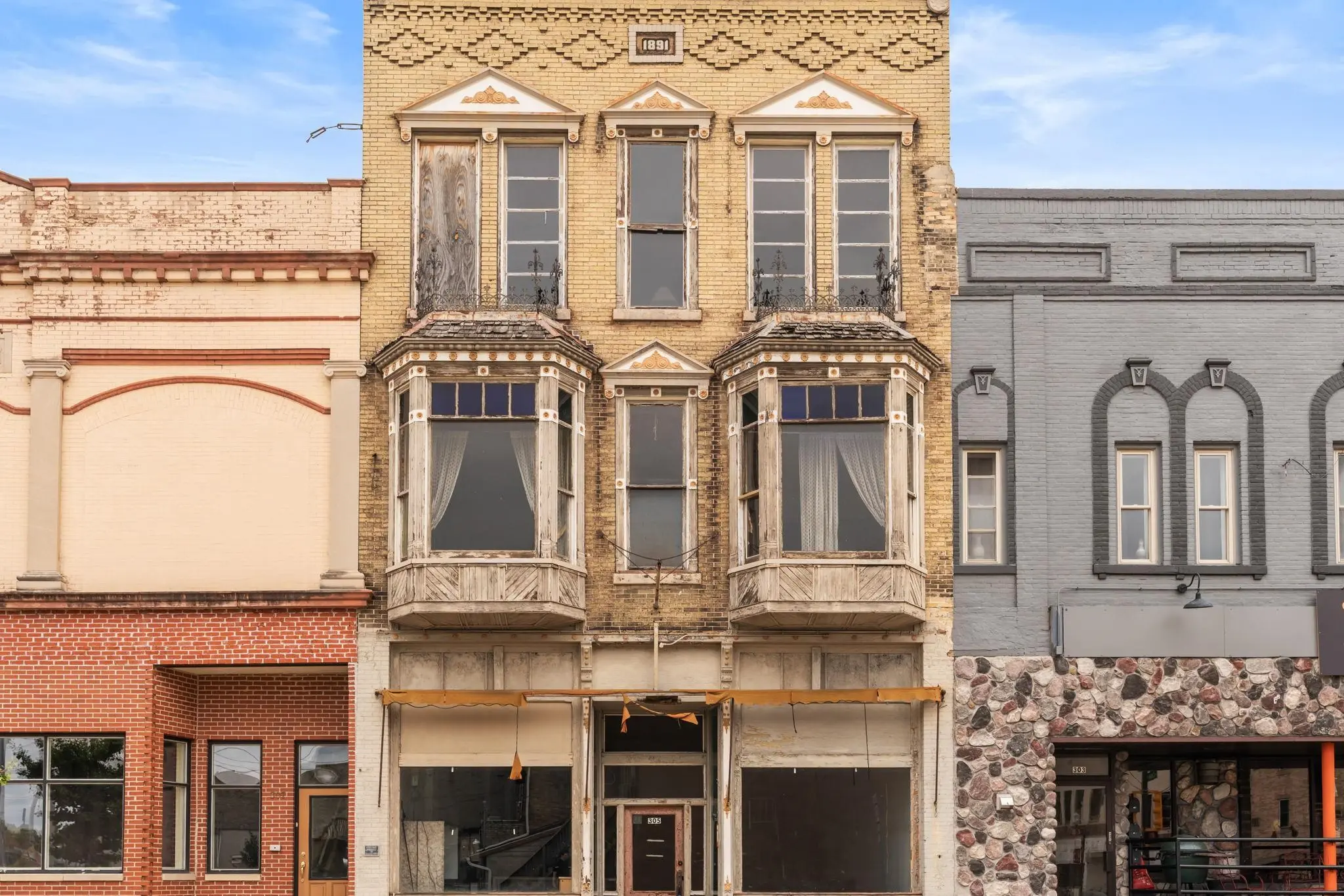 305 Dewitt Street, Portage